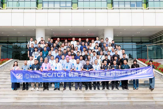 2025103015 2025103015